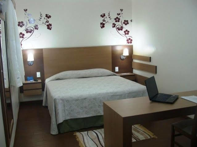 Hotel Premium Пирасунунга Екстериор снимка